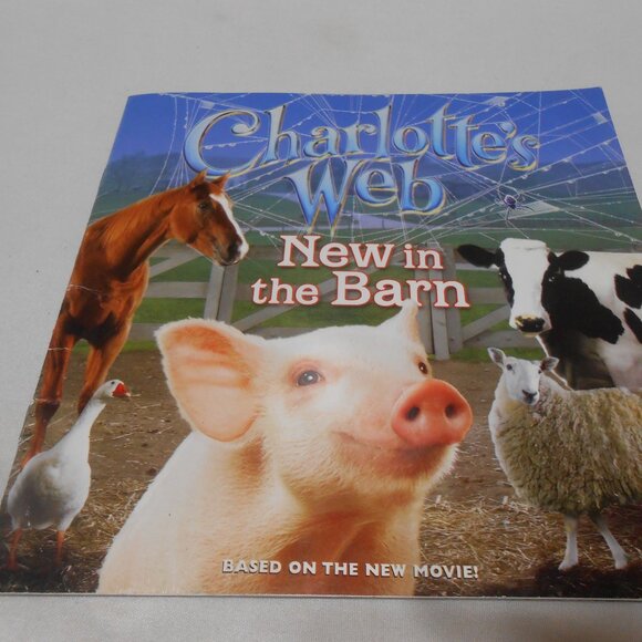 Kids PB picture Book: Charlotte's Web New in the Barn based on the new Movie 📘 - Picture 6 of 9